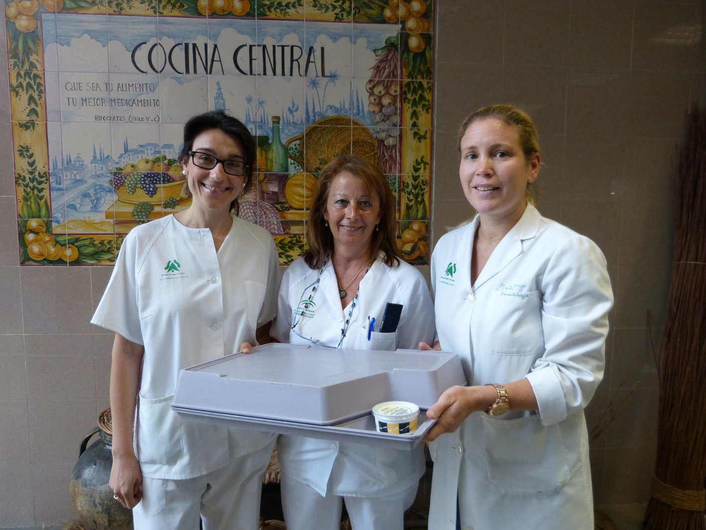Profesionales del equipo de la Cocina Central del Hospital Virgen del Rocío