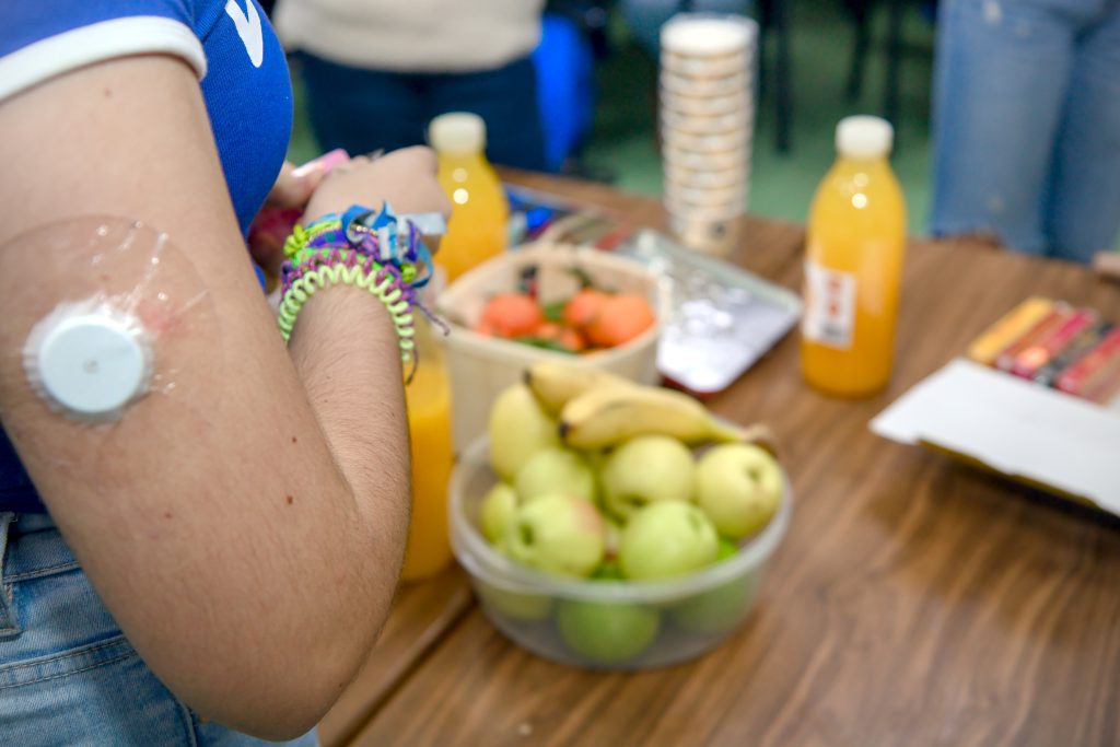 Día Mundial de la Diabetes Infantil. Frutas, Parche.